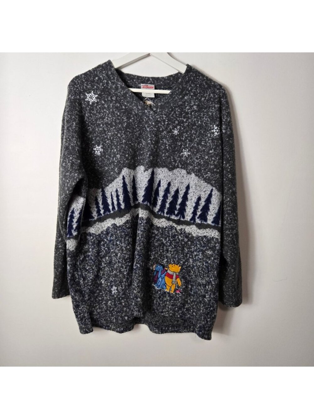 Disney Winnie The Pooh Winter Women's Small Gray Sweater Size L Women's Vintage
